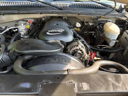 Used 2004 Chevrolet Silverado 1500 LS w/ Light Duty Power Package RWD image 24