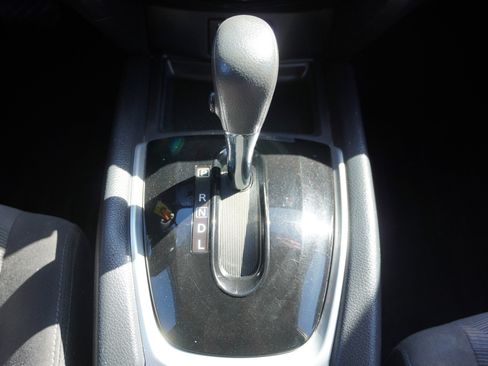 Used 2016 Nissan Rogue S w/ Appearance Package image 34