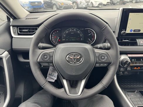New 2025 Toyota RAV4 XLE w/ Convenience Package image 18