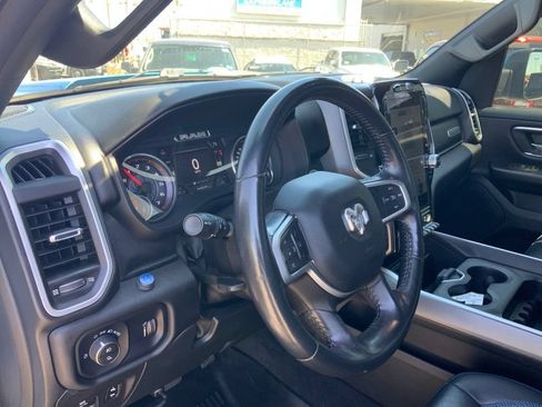 Used 2022 RAM 1500 Big Horn AWD/4WD image 14