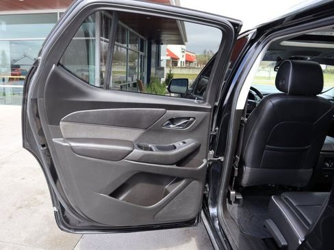 Used 2021 Chevrolet Traverse High Country w/ LPO, Floor Liner Package image 18