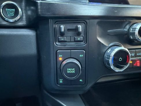 Used 2023 Ford F250 Lariat w/ Chrome Package AWD/4WD image 42