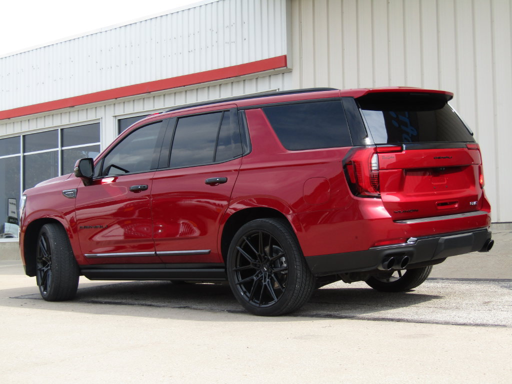 Used 2026 GMC Yukon Denali Ultimate AWD/4WD image 10