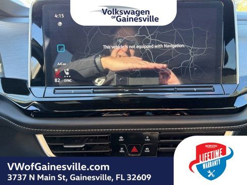 Certified 2024 Volkswagen Atlas Cross Sport SE image 23