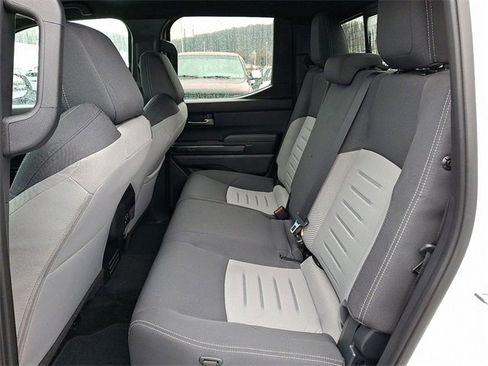 Used 2024 Toyota Tacoma TRD Sport image 10