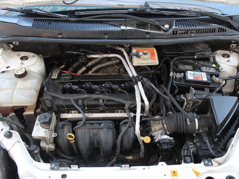 Used 2011 Ford Transit Connect XLT FWD image 12
