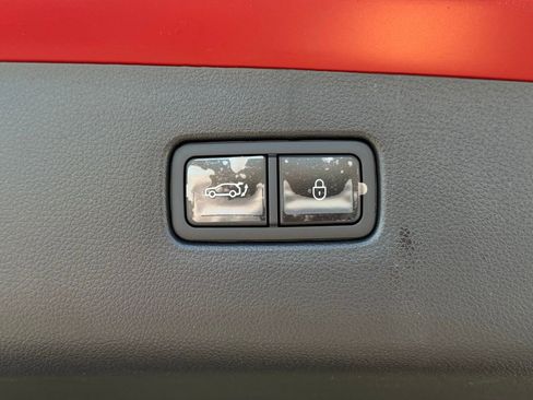 New 2026 Genesis GV70 2.5T Advanced AWD/4WD image 17
