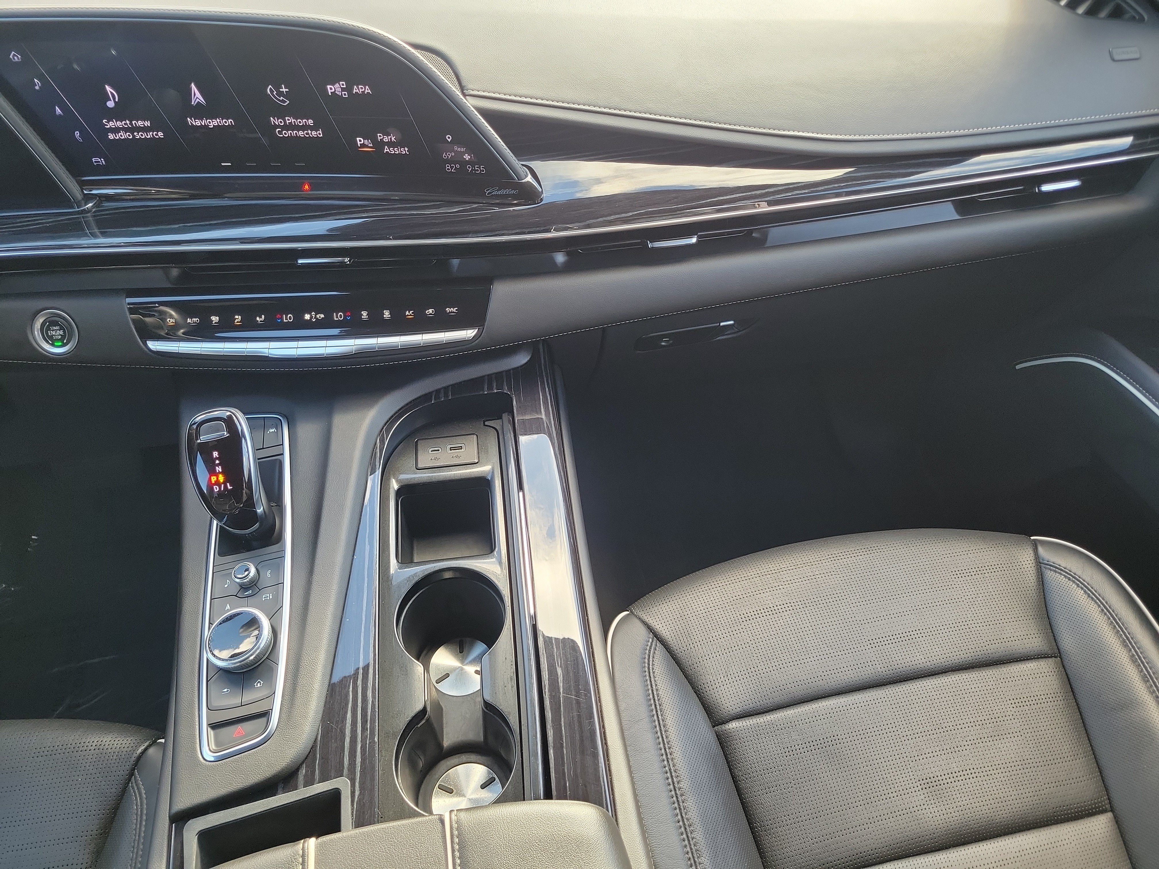Used 2021 Cadillac Escalade Sport w/ Driver Assist Tech Package RWD image 18