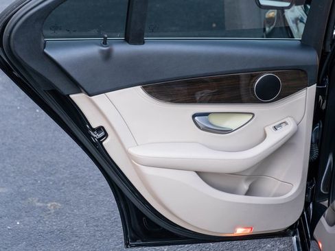 Used 2015 Mercedes-Benz C 300 Sedan image 28