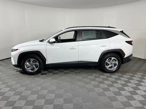 Used 2024 Hyundai Tucson SEL FWD image 2