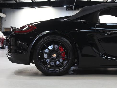 Used 2016 Porsche Boxster Spyder RWD image 42