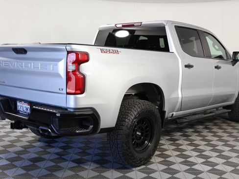 Used 2022 Chevrolet Silverado 1500 LT Trail Boss w/ Safety Package AWD/4WD image 3