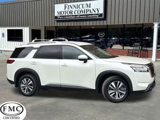 Used 2023 Nissan Pathfinder SL w/ Lighting Package (N92) video 1