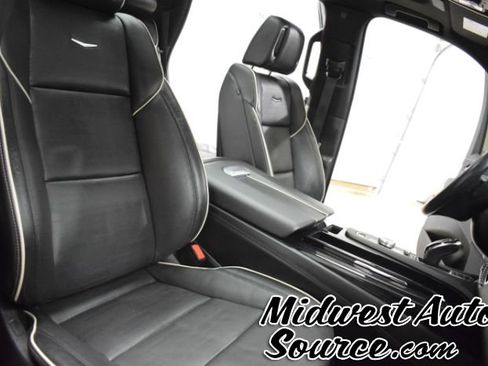 Used 2022 Cadillac Escalade Sport image 34