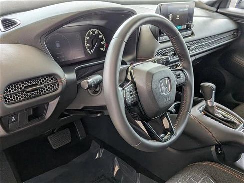Used 2024 Honda HR-V Sport image 9