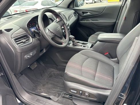 Used 2023 Chevrolet Equinox RS w/ LPO, Floor Liner Package FWD image 14