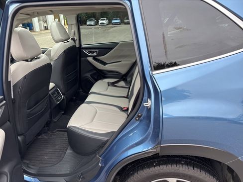 Used 2021 Subaru Forester Limited w/ Popular Package #3 image 8