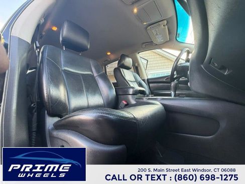Used 2014 Nissan Pathfinder SL w/ SL Tech Package image 18