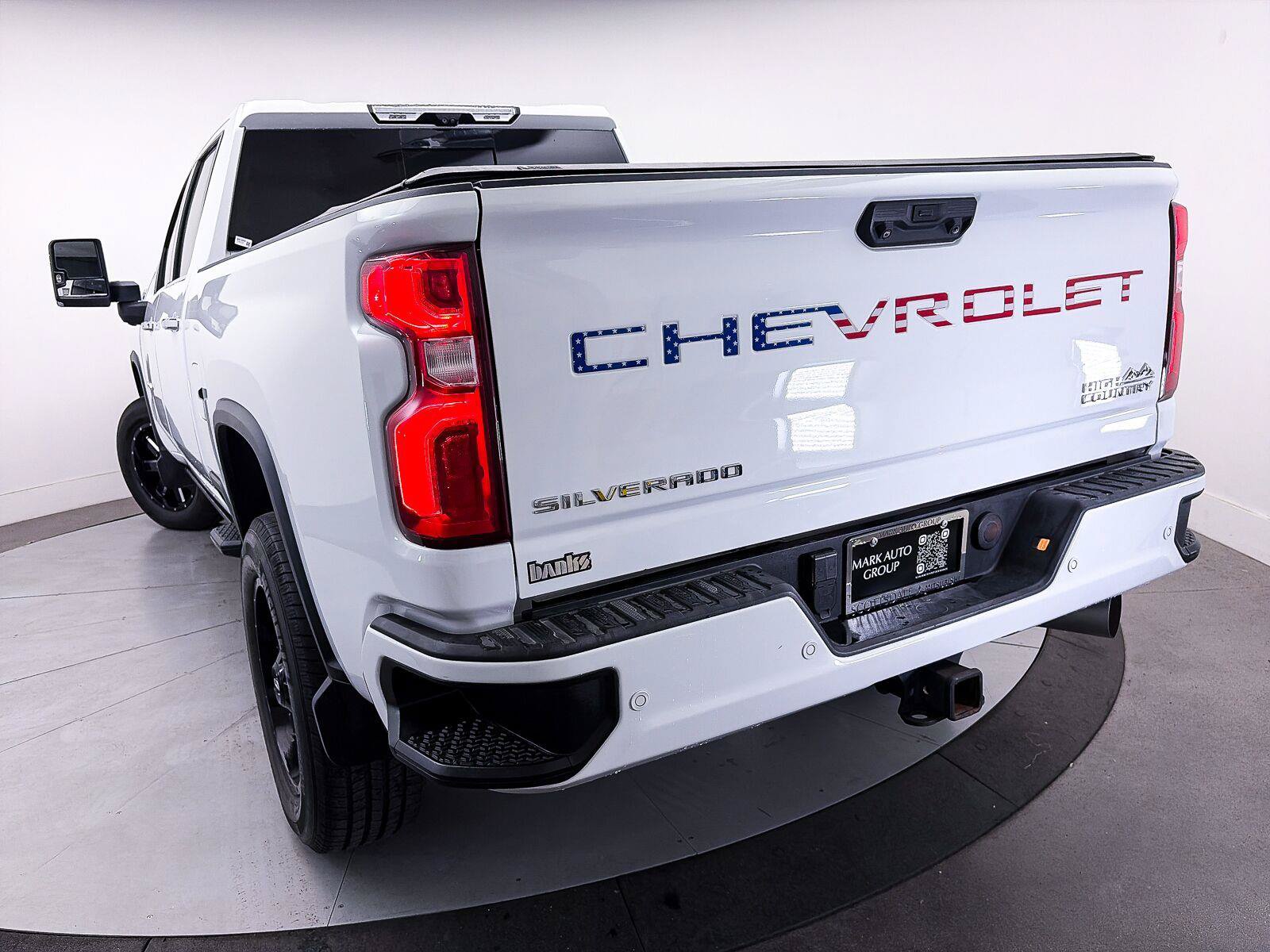 Used 2022 Chevrolet Silverado 2500 High Country w/ Z71 Off-Road Package AWD/4WD image 11