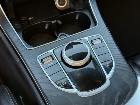 Used 2018 Mercedes-Benz C 300 Coupe image 23