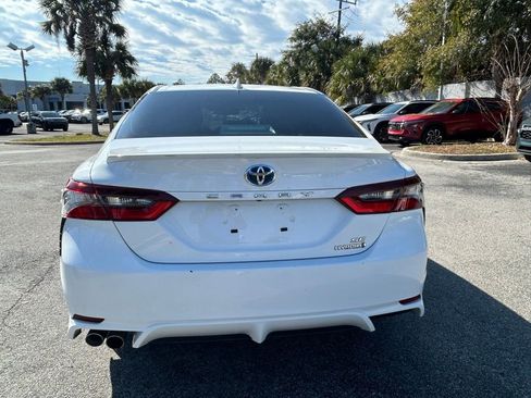Used 2024 Toyota Camry SE w/ Audio Upgrade Package image 6