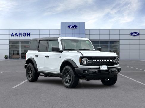New 2025 Ford Bronco Big Bend w/ Black Diamond Package AWD/4WD image 8