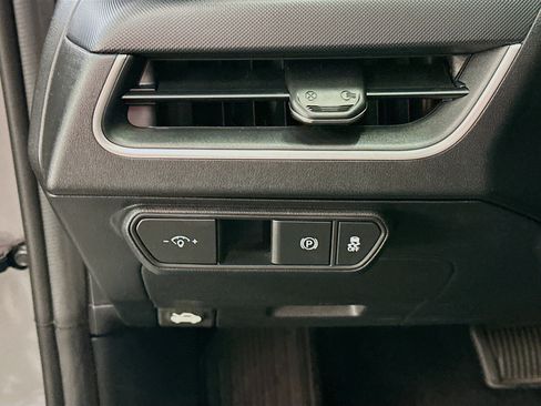 Used 2025 Kia K4 FWD image 17