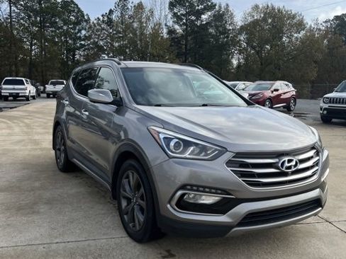 Used 2018 Hyundai Santa Fe Sport image 2