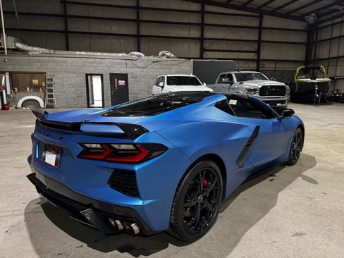 Used 2021 Chevrolet Corvette Stingray Premium Cpe w/ Z51 Performance Package image 6