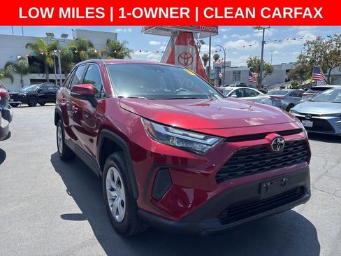 Used 2023 Toyota RAV4 LE FWD image 2
