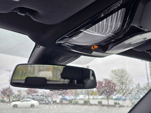 Used 2022 BMW X5 xDrive45e w/ Climate Comfort Package image 27