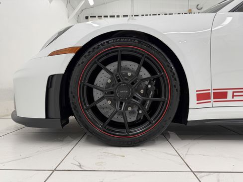 New 2026 Porsche 911 GT3 image 16