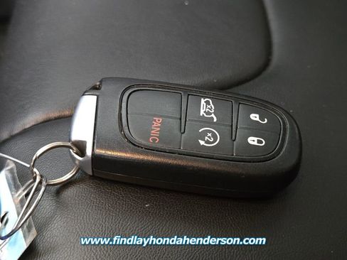 Used 2020 Jeep Cherokee Trailhawk w/ Comfort/Convenience Group image 32