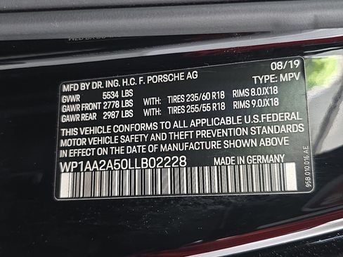 Used 2020 Porsche Macan AWD/4WD image 36