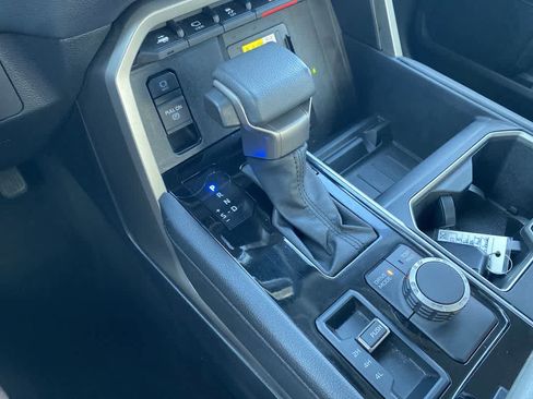 Used 2023 Toyota Tundra Limited image 18