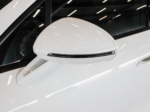 New 2026 Porsche Macan image 27