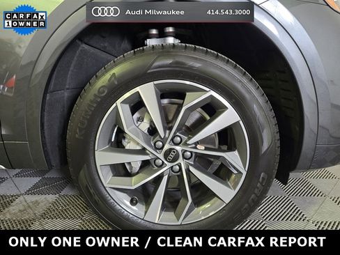 Used 2025 Audi Q5 2.0T Premium image 2