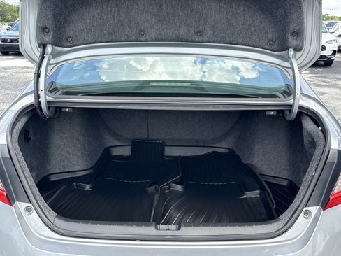 Certified 2019 Honda Accord EX image 17