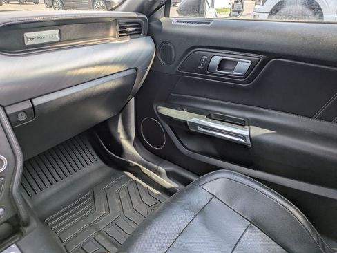 Used 2018 Ford Mustang Premium RWD image 15