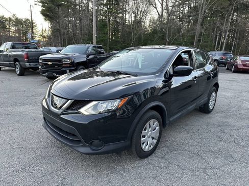 Used 2018 Nissan Rogue Sport S AWD/4WD image 1