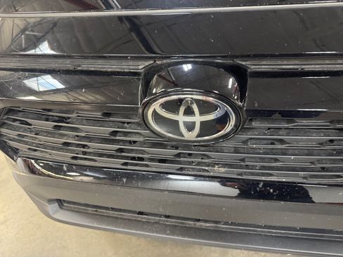Used 2025 Toyota RAV4 XLE Premium w/ Weather Package AWD/4WD image 21