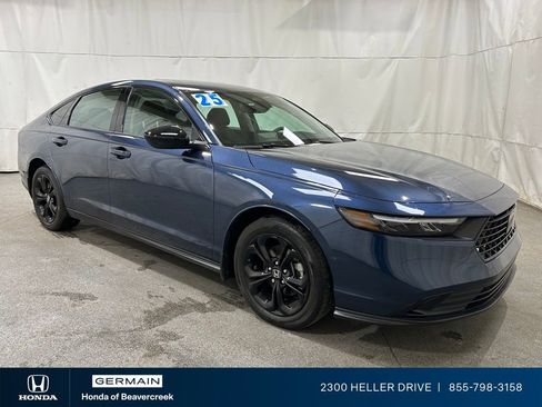 Certified 2025 Honda Accord SE image 2