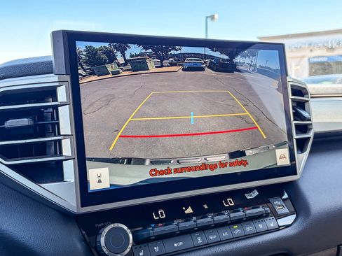 Used 2024 Toyota Tundra Limited AWD/4WD image 23