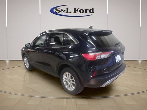 Certified 2021 Ford Escape SE w/ Convenience Package image 25