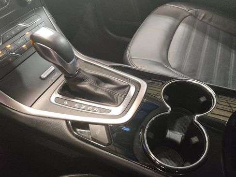 Used 2016 Ford Edge SEL w/ Equipment Group 201A image 26