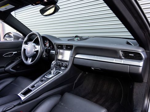 Used 2013 Porsche 911 Carrera 4S AWD/4WD image 31