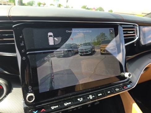 Used 2024 Jeep Grand Wagoneer L Series III w/ Rear Seat Video Group 1 AWD/4WD image 32