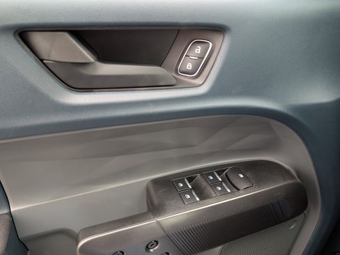 New 2026 Ford Maverick XL image 14