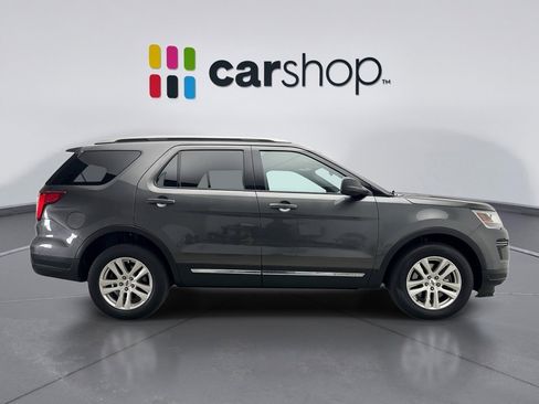 Used 2019 Ford Explorer XLT w/ Class III Trailer Tow Package image 6