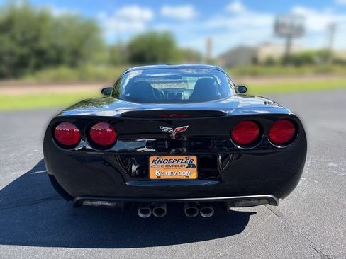 Used 2007 Chevrolet Corvette Z06 w/ Preferred Equipment Group RWD image 4